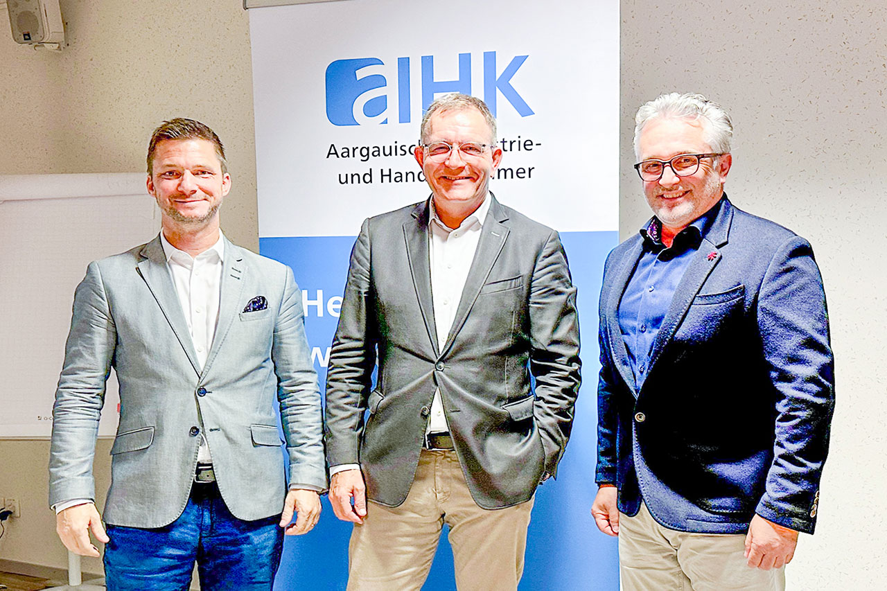 thumbnail: fuehrung-mit-tischbomben-effekt