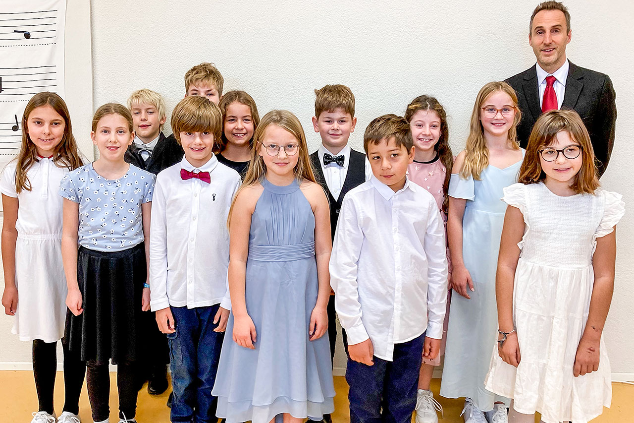 thumbnail: tanzend-zusammenwachsen