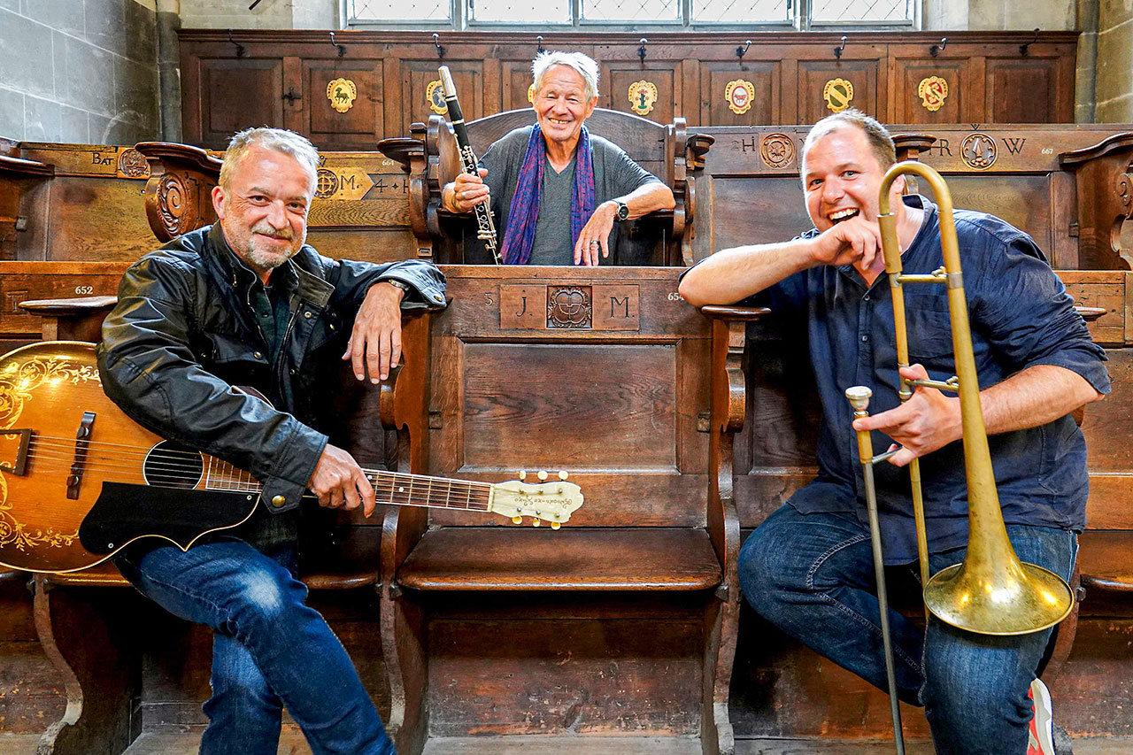 thumbnail: der-besinnliche-tinusaurier-kehrt-zurueck