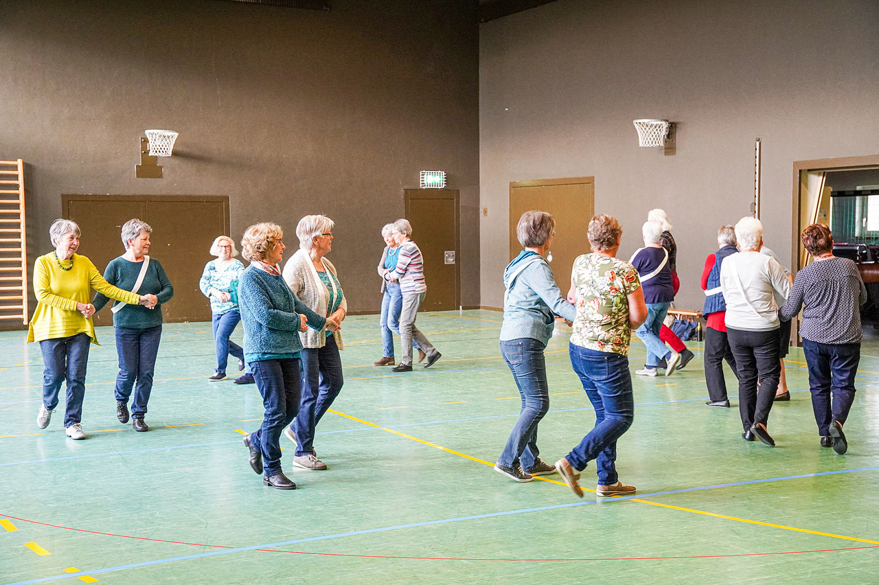 thumbnail: ringeltaenze-mit-tradition