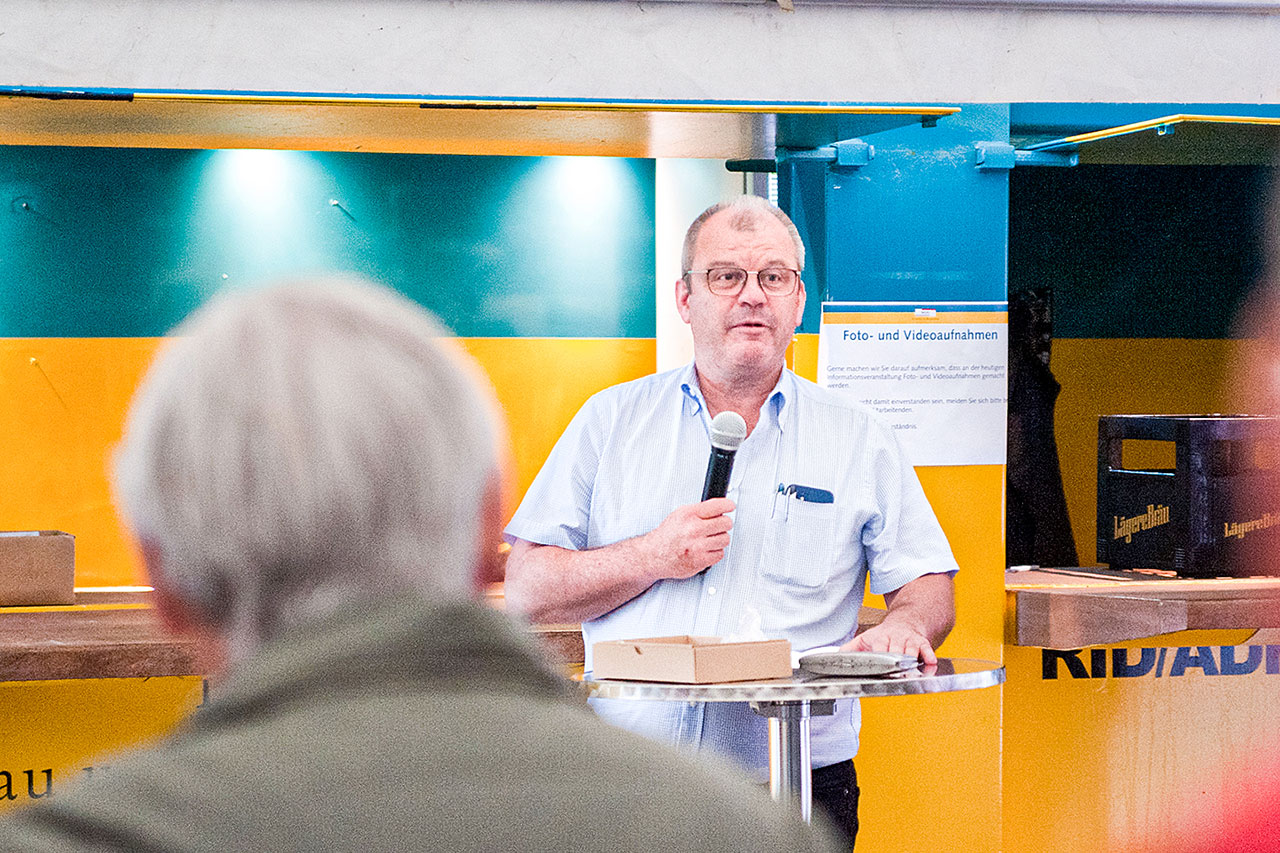 thumbnail: haetten-merz-auch-ohne-grosszelg-gekauft