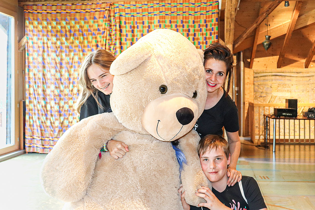 thumbnail: geburtstagsparty-fuer-lampefieber