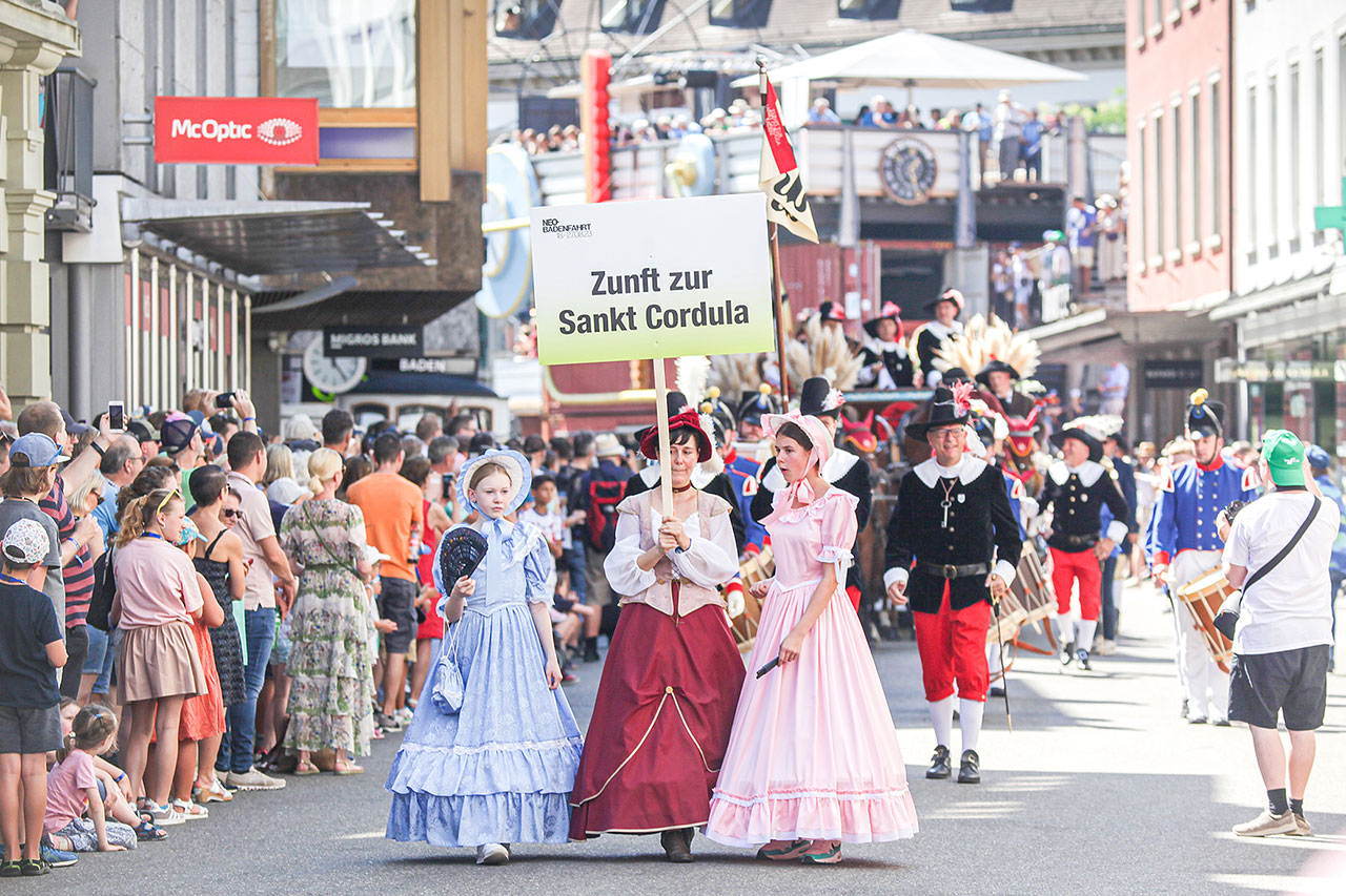 thumbnail: 100-jahre-im-zeitraffer