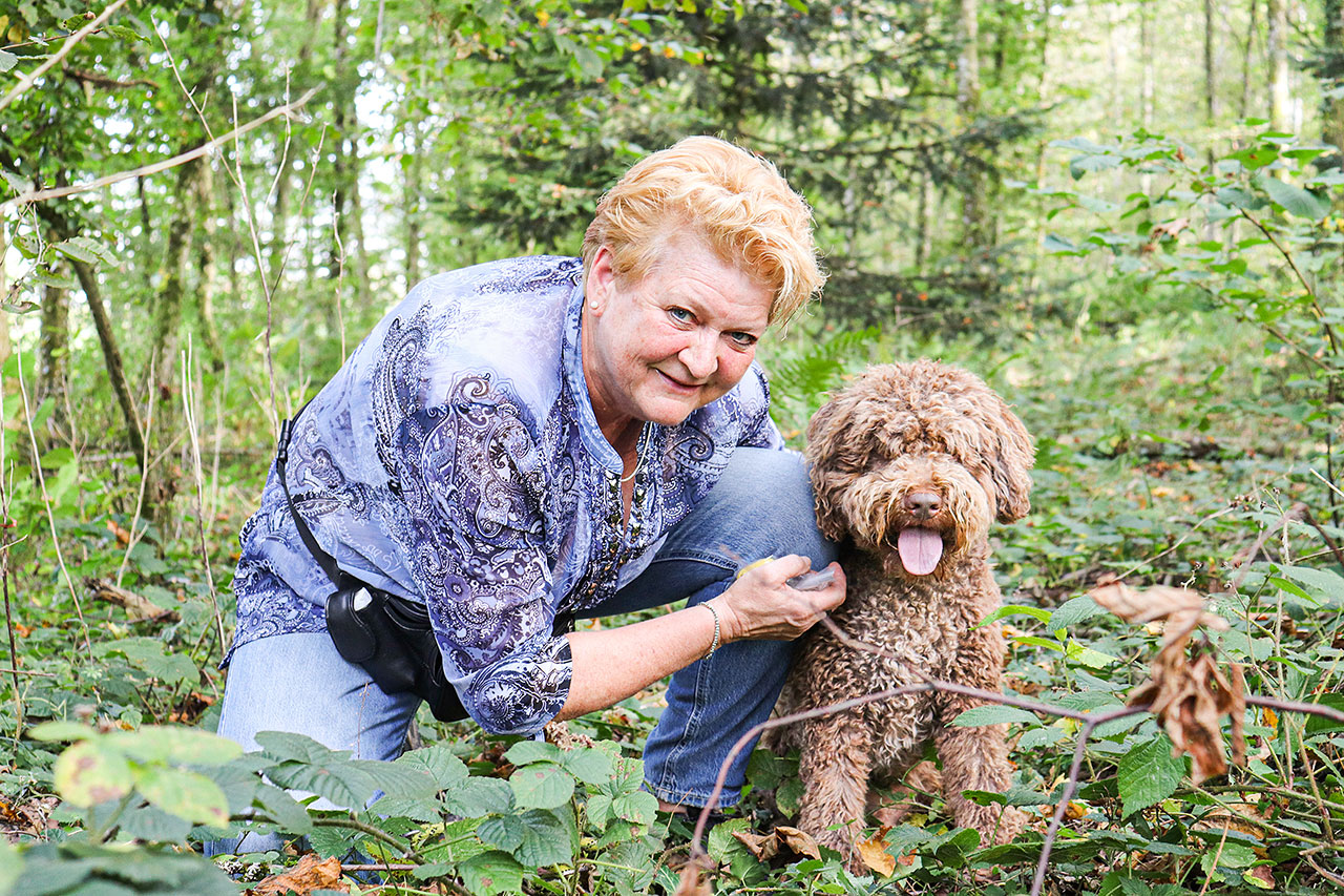 thumbnail: dex-auf-trueffel-schnueffelkurs