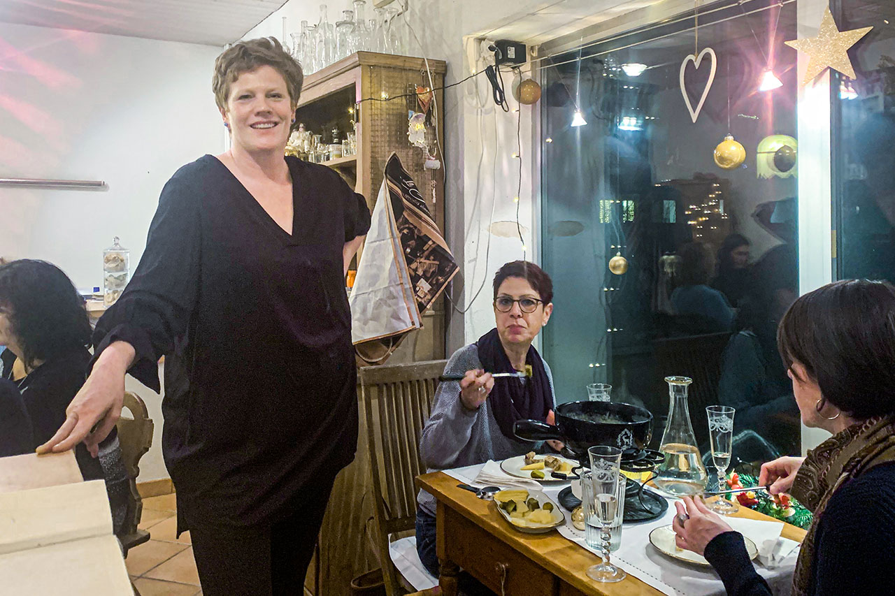 thumbnail: fonduestuebli-in-der-alten-chaesi