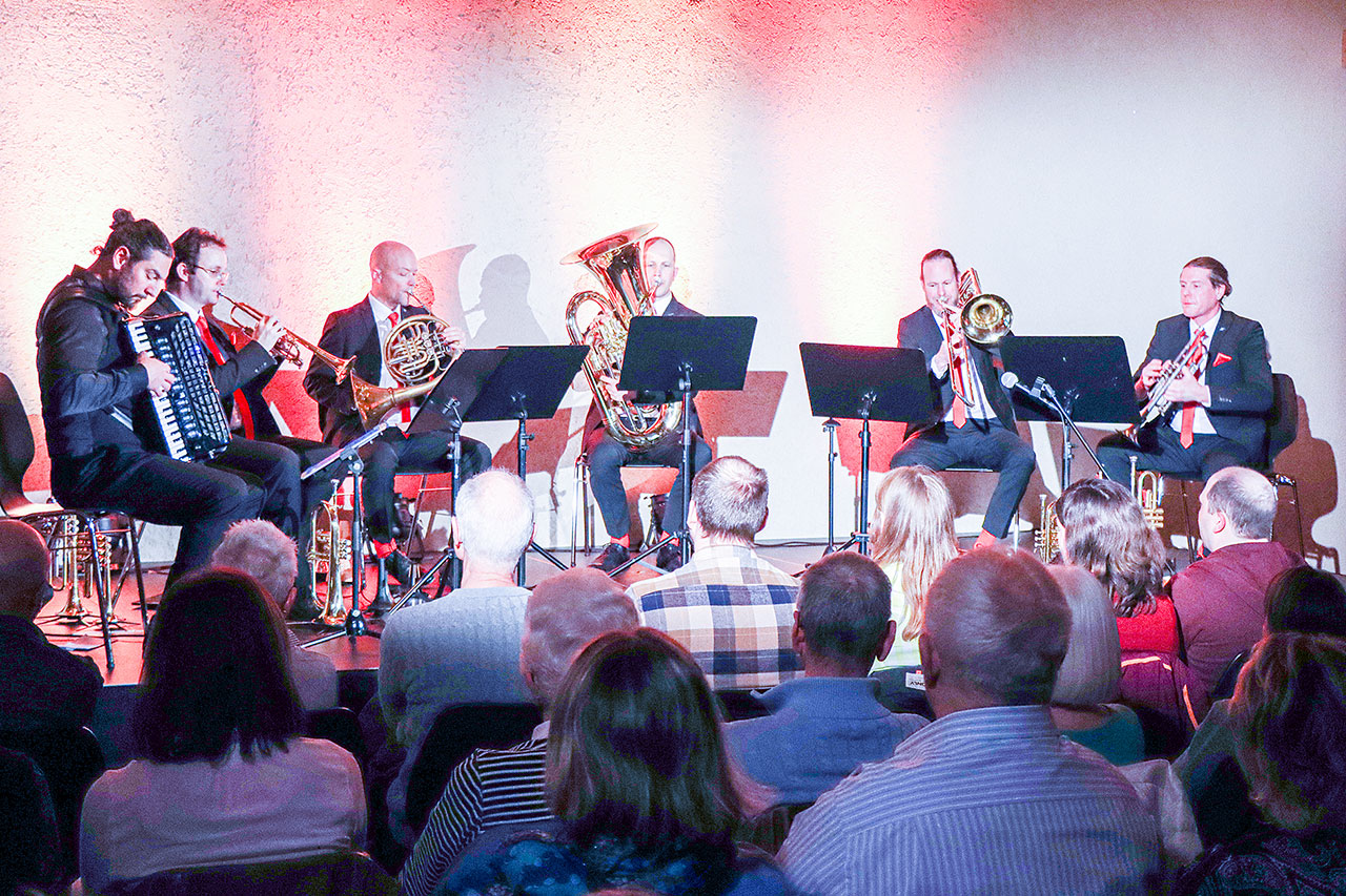 thumbnail: der-fruehling-kam-nach-der-pause