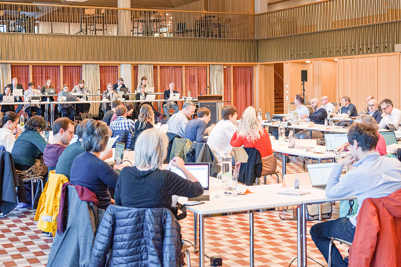 thumbnail: stadt-als-regionale-dienstleisterin