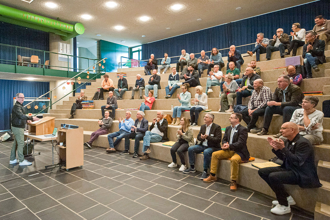 thumbnail: der-kompass-richtet-sich-aus