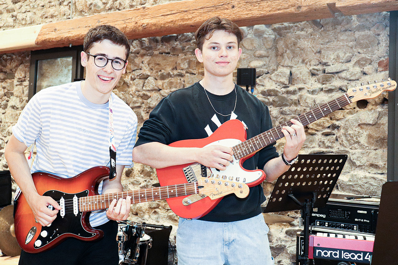 thumbnail: zwei-kantischueler-leben-ihren-traum