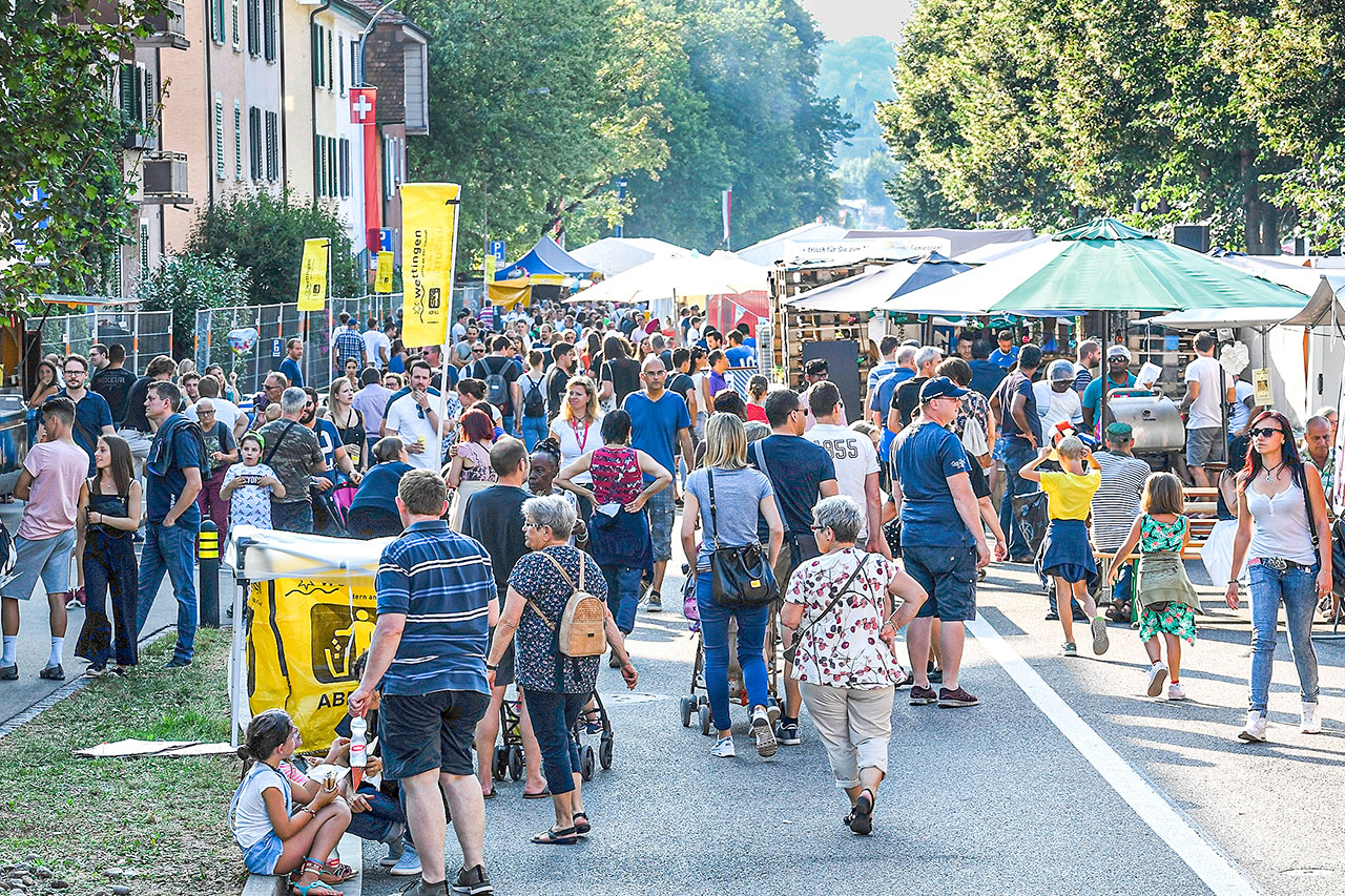 thumbnail: schlemmen-und-das-tanzbein-schwingen