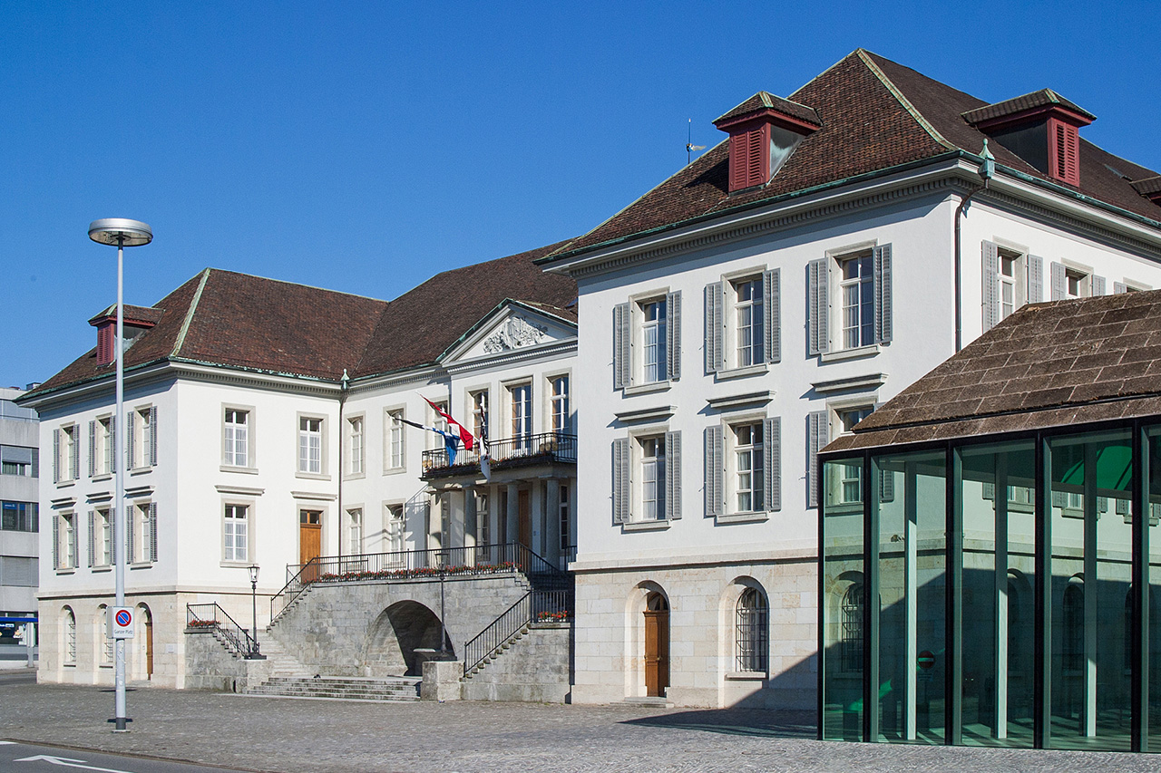 thumbnail: ein-stadt-land-graben-wird-deutlich