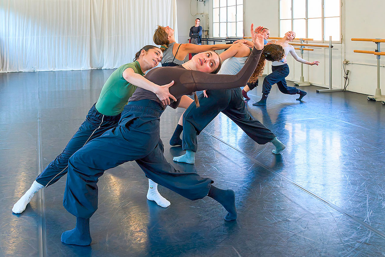 thumbnail: carmen-wird-als-ballett-aufgefuehrt