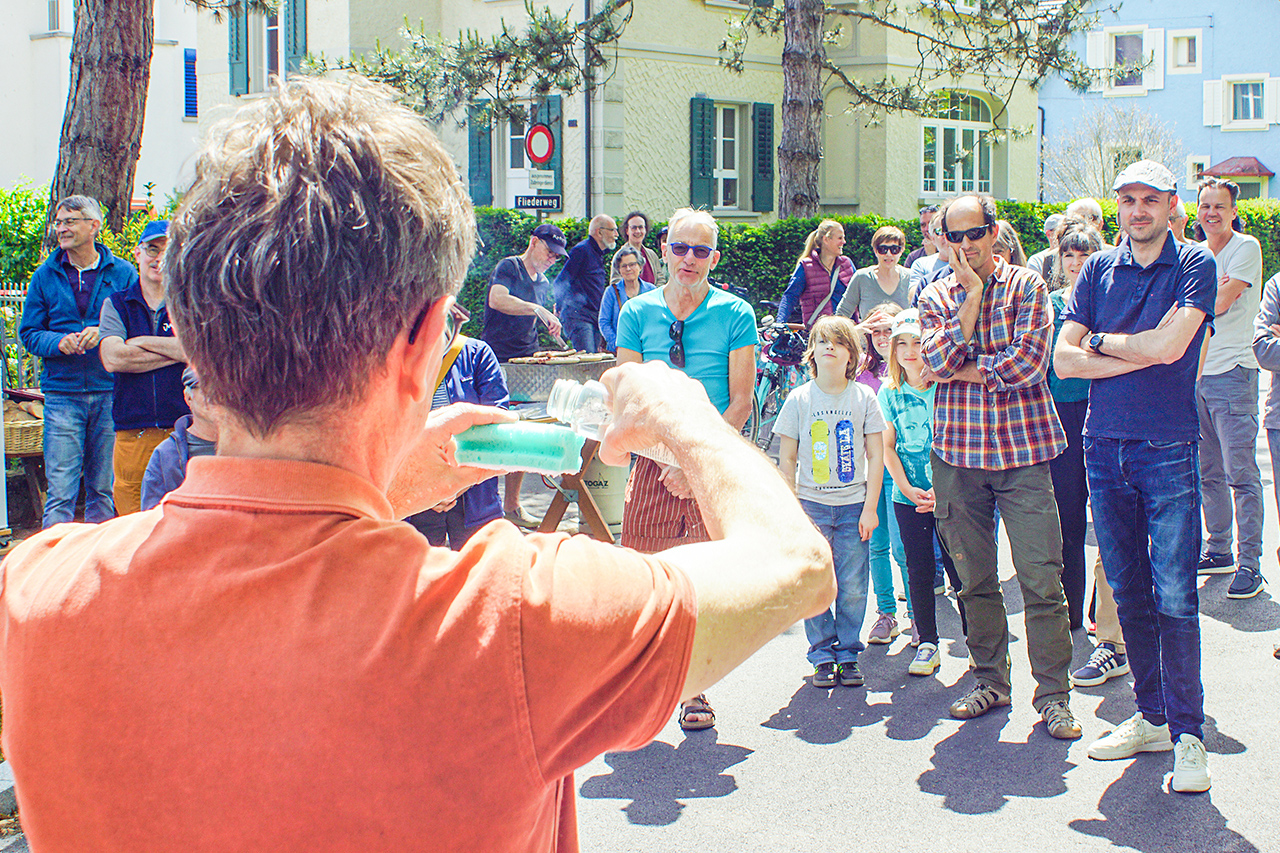 thumbnail: quartierstrasse-mit-kuehleffekt