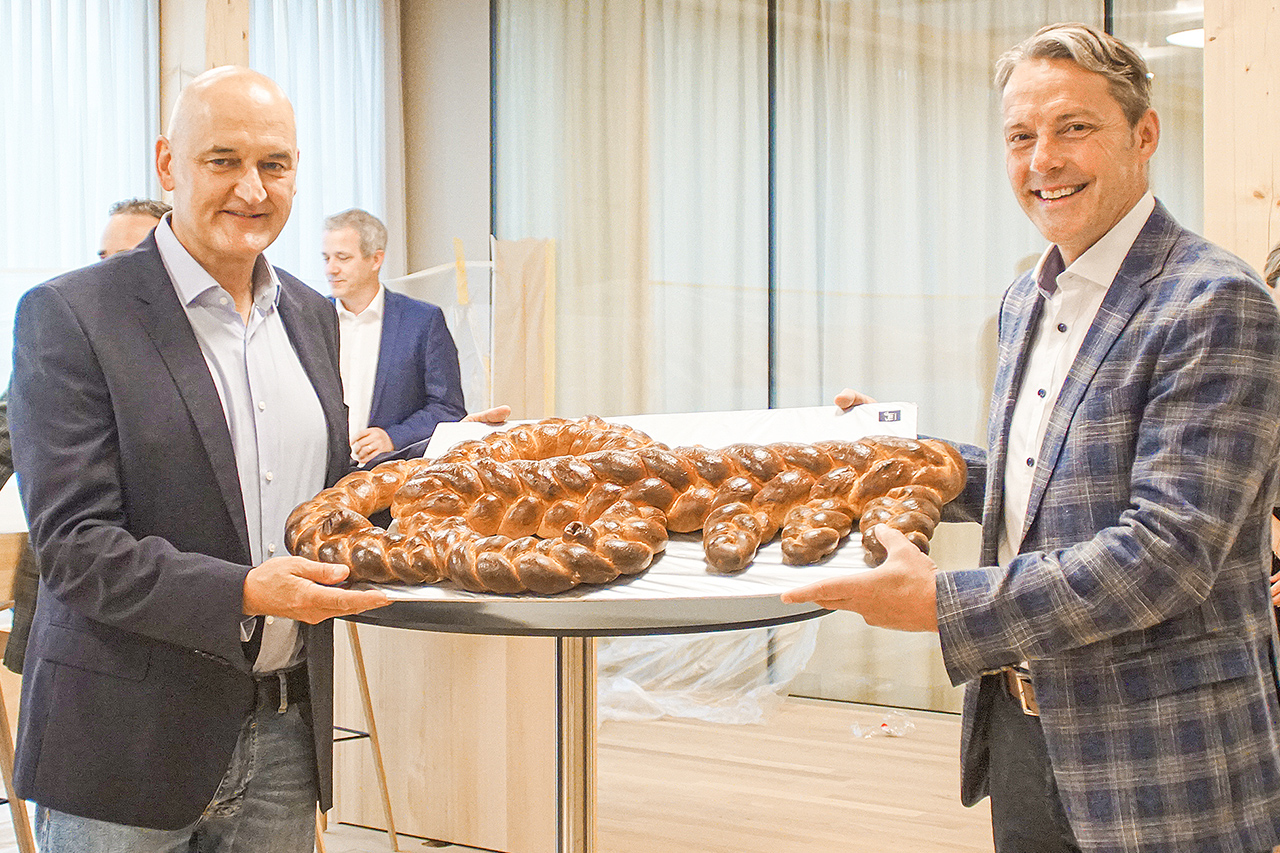 thumbnail: markanter-neubau-eingeweiht