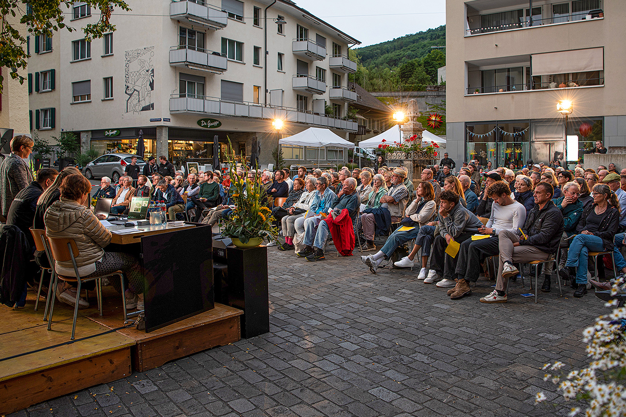 thumbnail: gruenes-licht-fuer-investitionen-in-zukunft