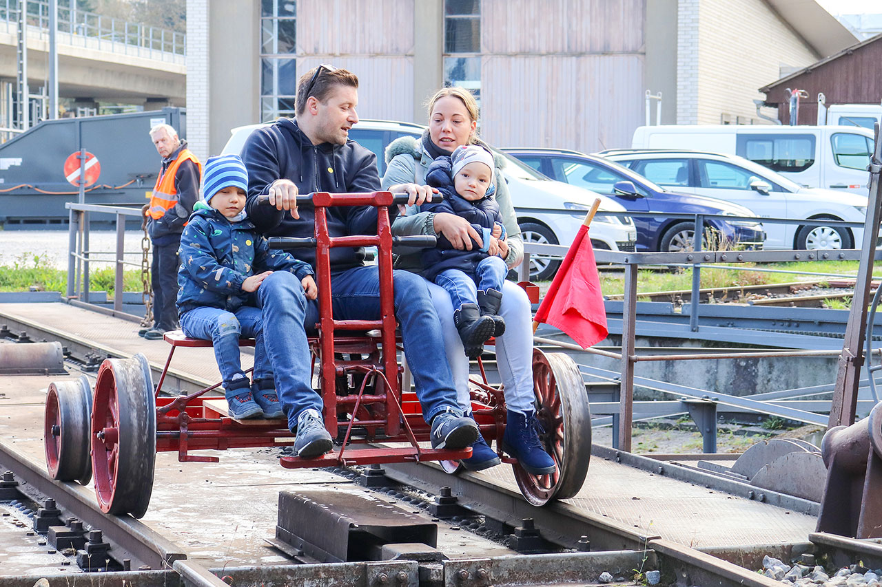 thumbnail: dampf-und-freude-zum-saisonfinale