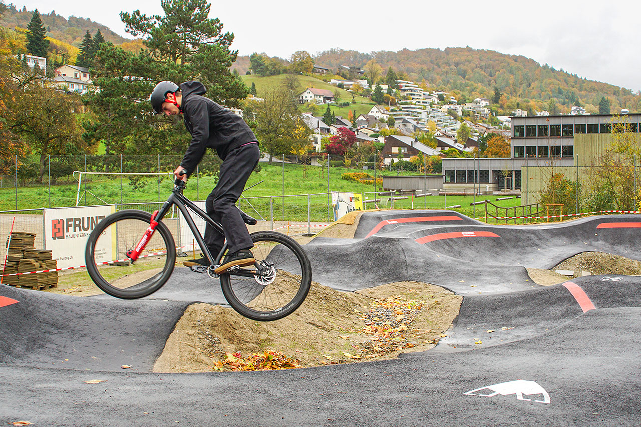 thumbnail: herzensprojekt-feierlich-eroeffnet