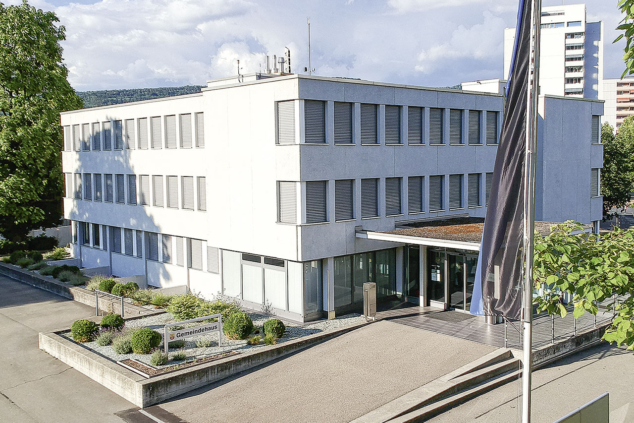 thumbnail: geballte-geschaeftslast-im-herbst