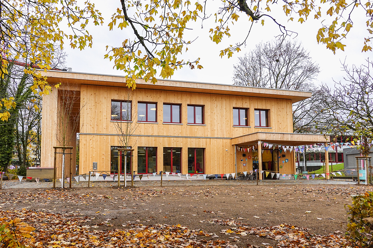 thumbnail: zirkus-rund-um-den-holzbau