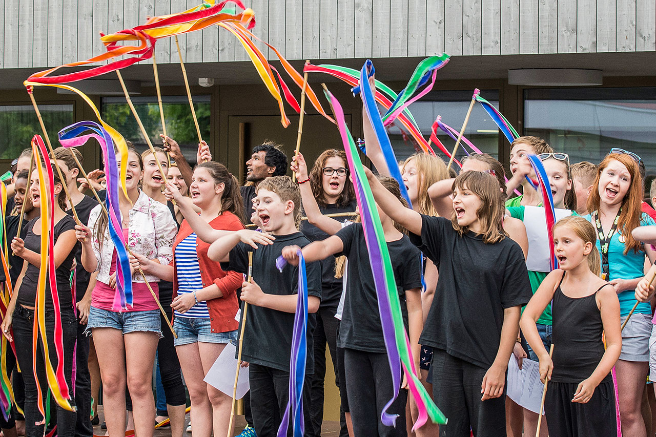 thumbnail: findus-petterson-und-die-huehner