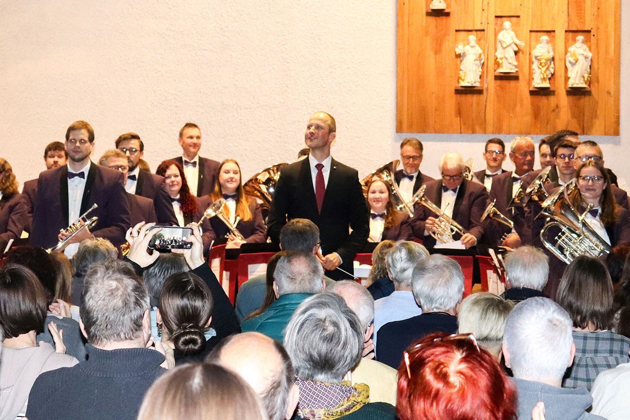 thumbnail: tradition-harmonie-und-viel-gefuehl