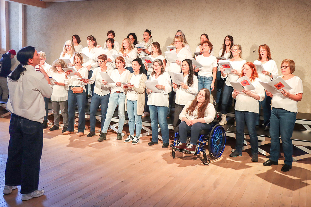 thumbnail: ein-neuer-eichelkoenig-gekroent