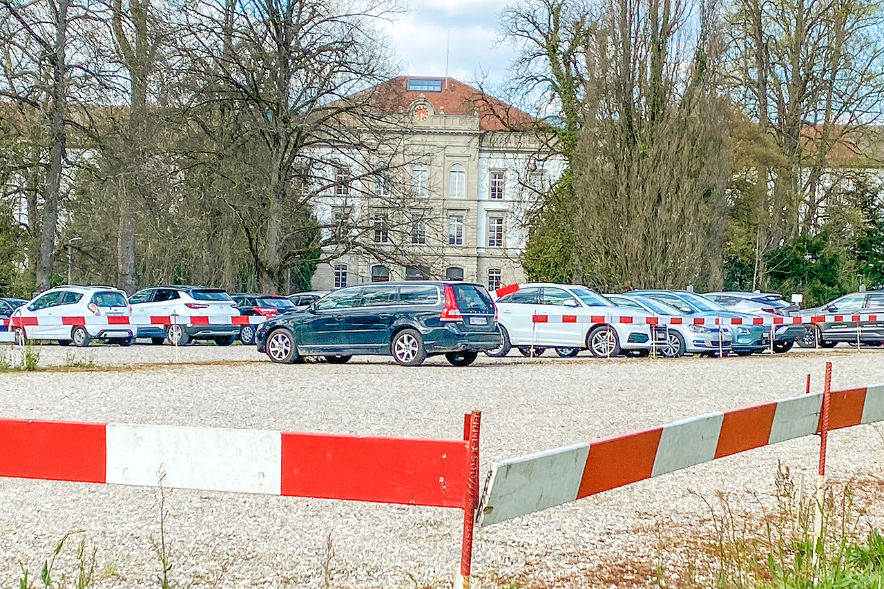 thumbnail: parkplatz-wird-zur-parkwiese
