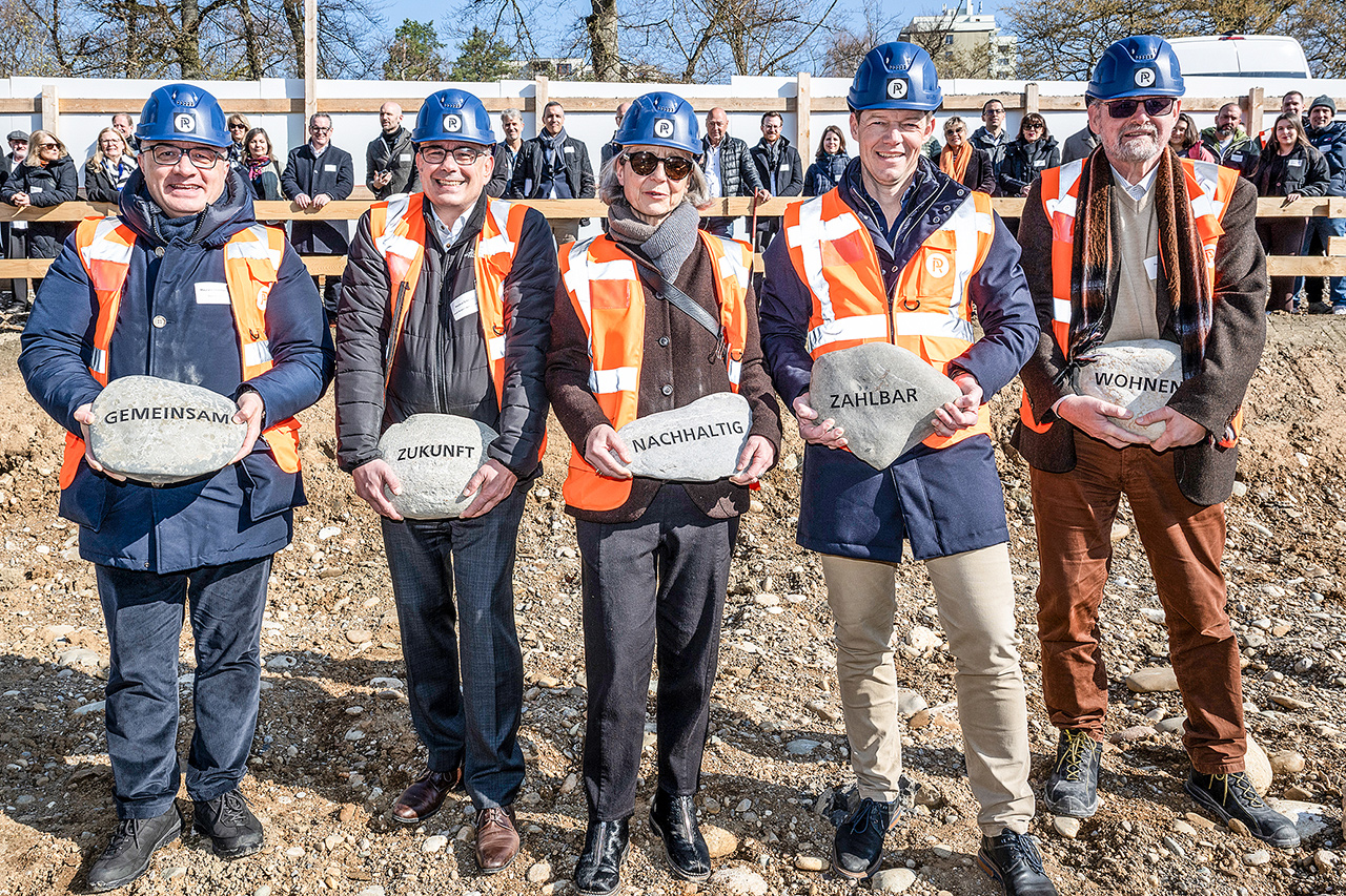 thumbnail: drei-wohnhoefe-im-gruenen