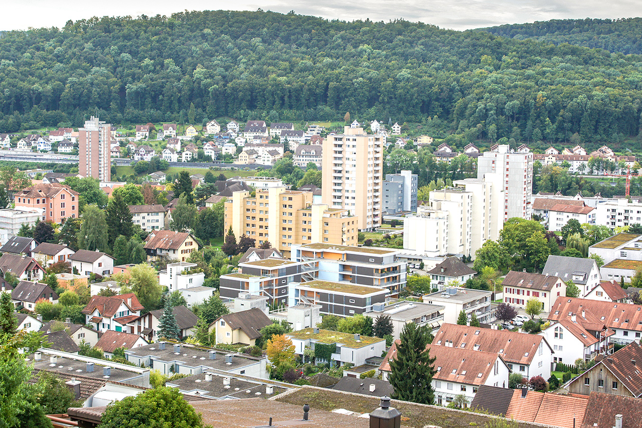 thumbnail: pflege-und-schulraum-sind-kostentreiber