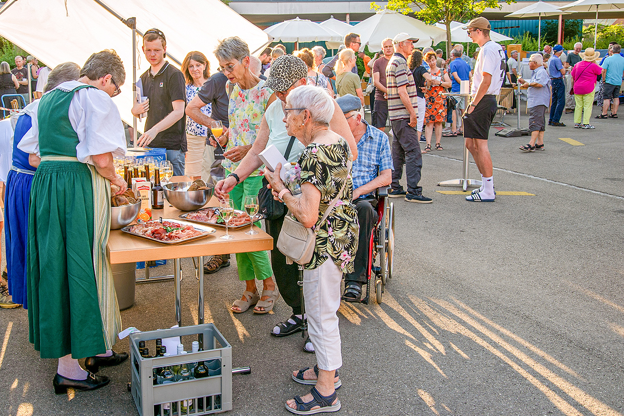 thumbnail: politisches-sommernachtsfest